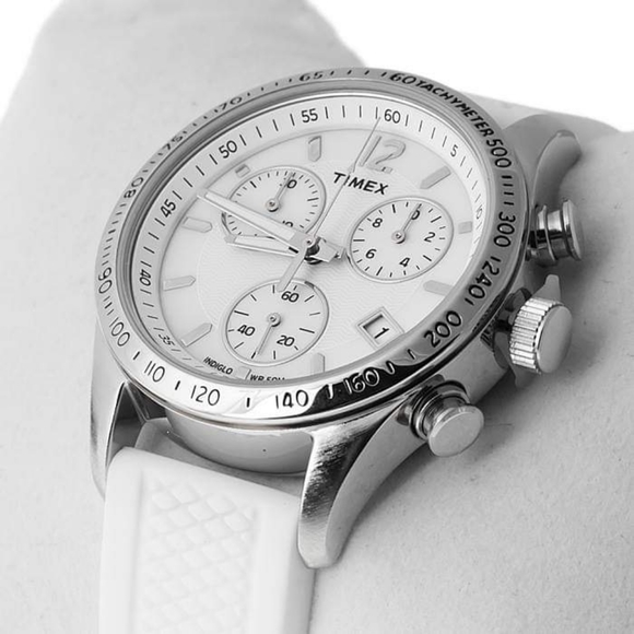 Timex Accessories - Timex Brand New Silicone Watch